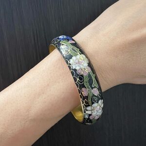 Gloriously Beautiful Black and Gold Cloisonne Floral Bracelet